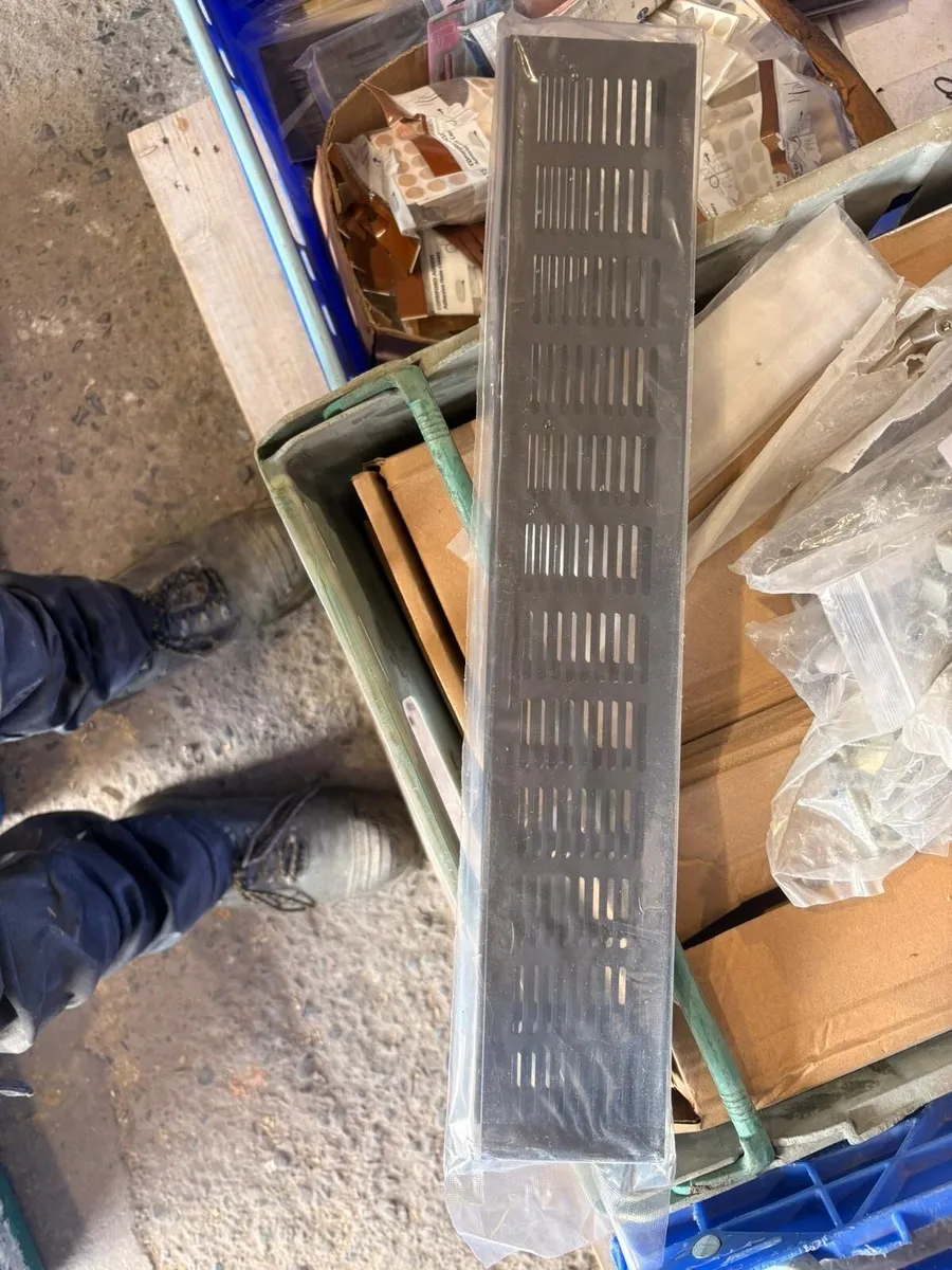 Kitchen / Wardrobe components - Image 4