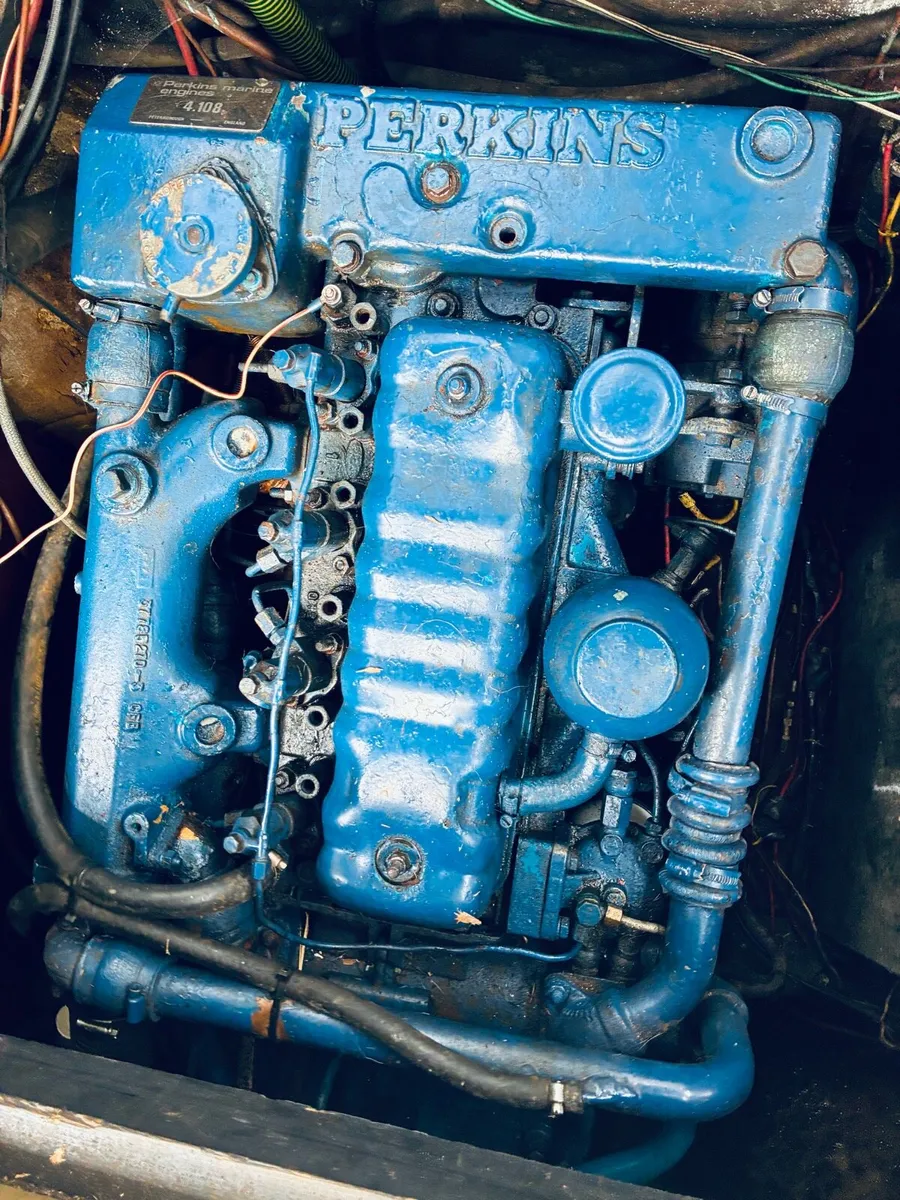 Seamaster 27 cruiser boat - Image 4