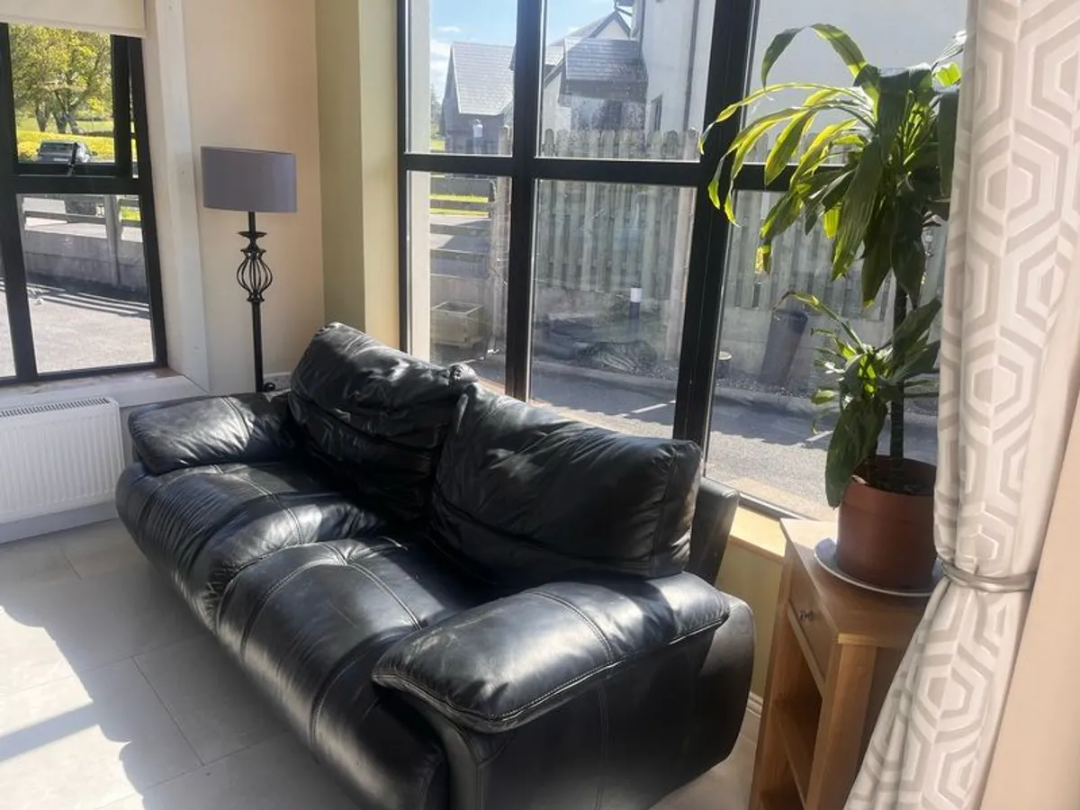 leather sofa - Image 3