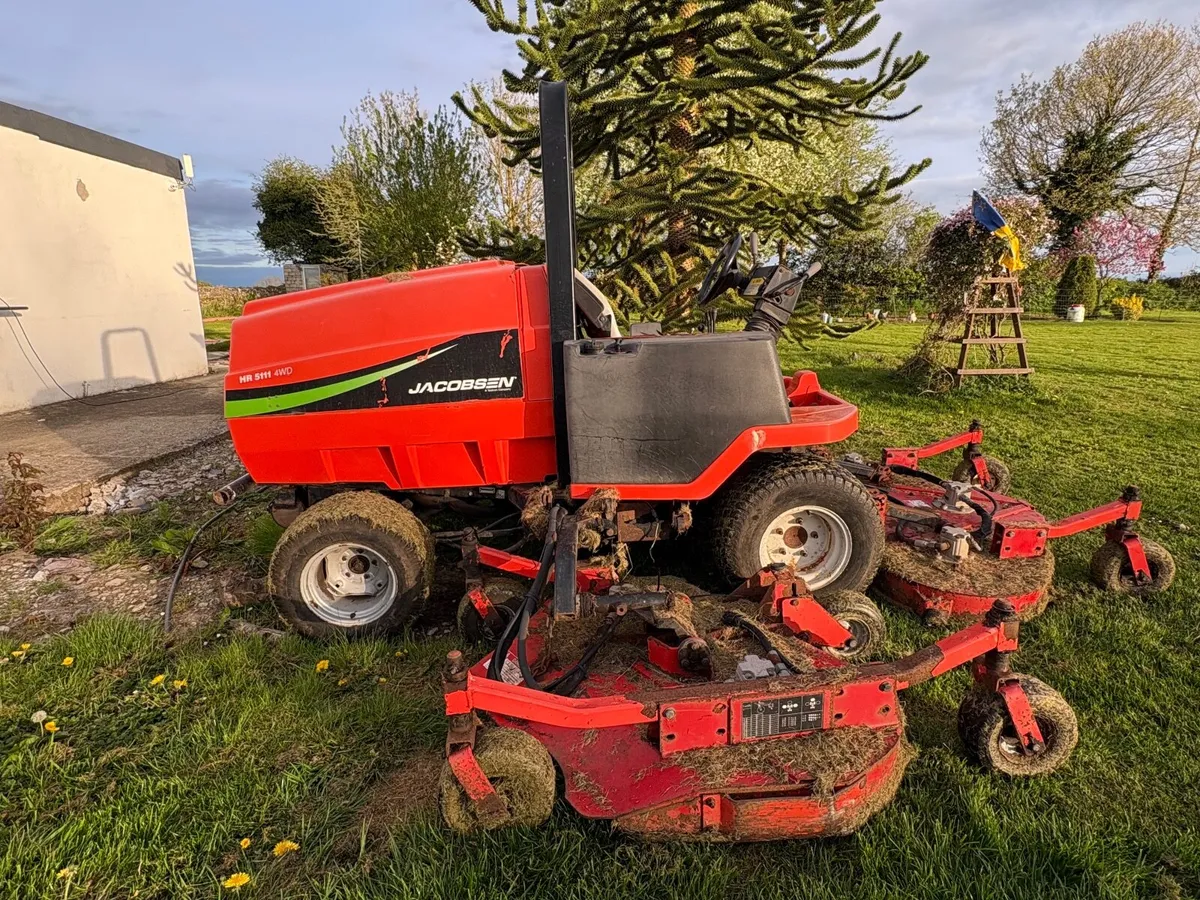 Jacobsen turf mower with Kubota engine - Image 1