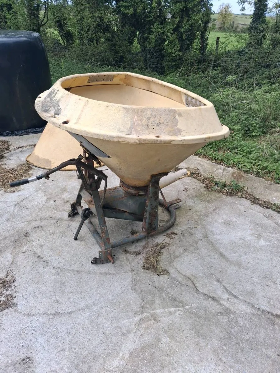 Vicon Wagtail Spreader - Image 1