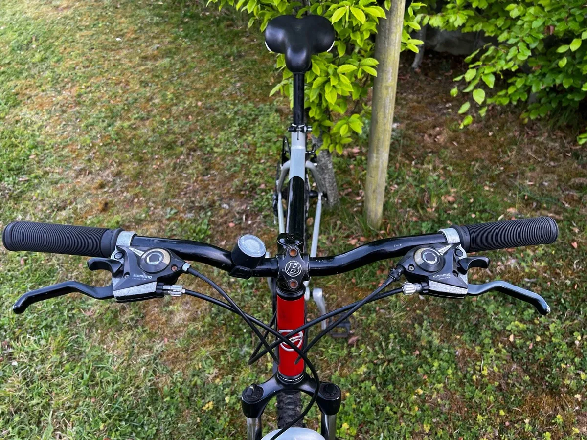 GIANT ALUXX 6000 ( Large Frame ) - Image 4