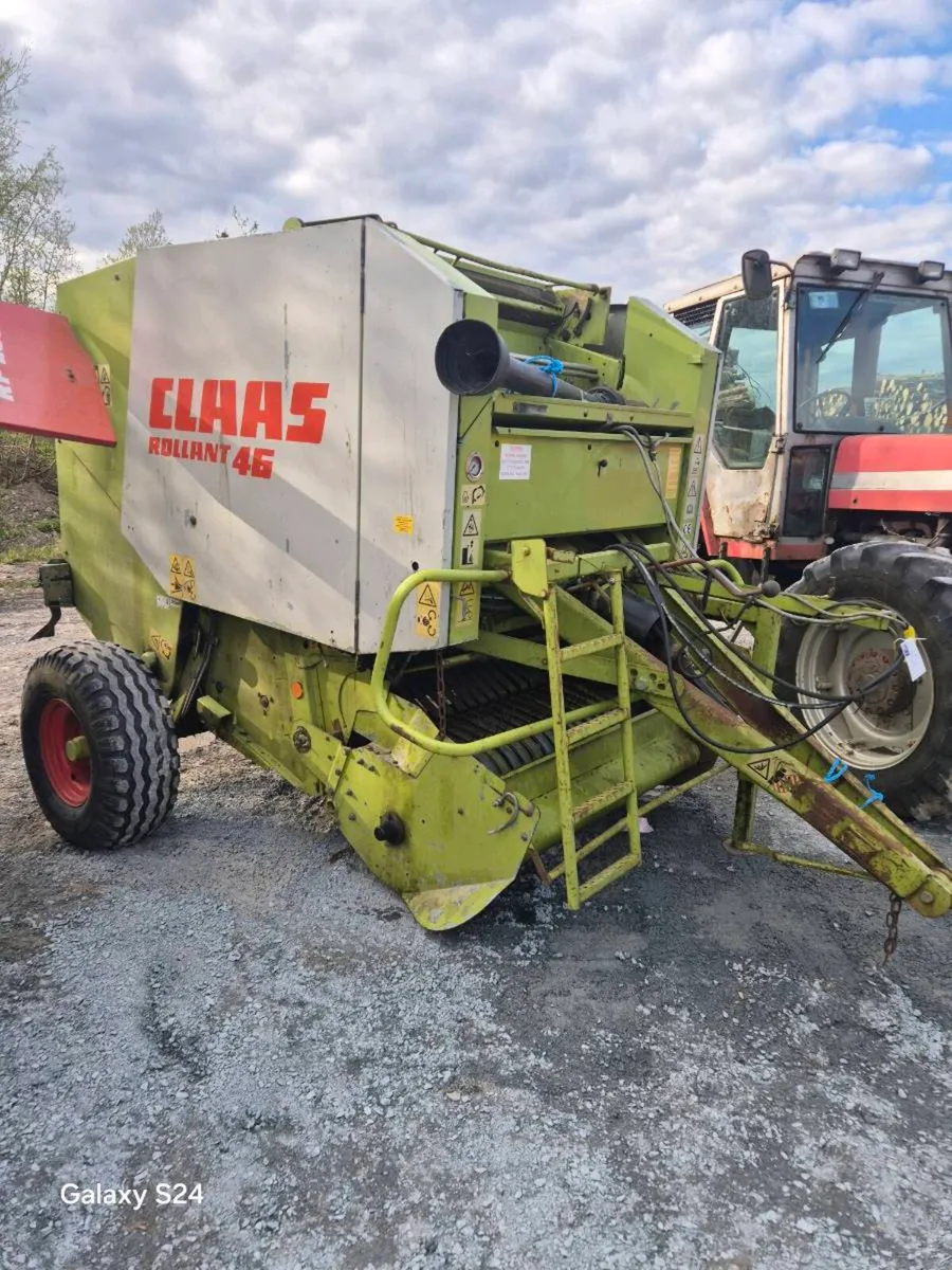 Rollant  46 Class Baler - Image 1