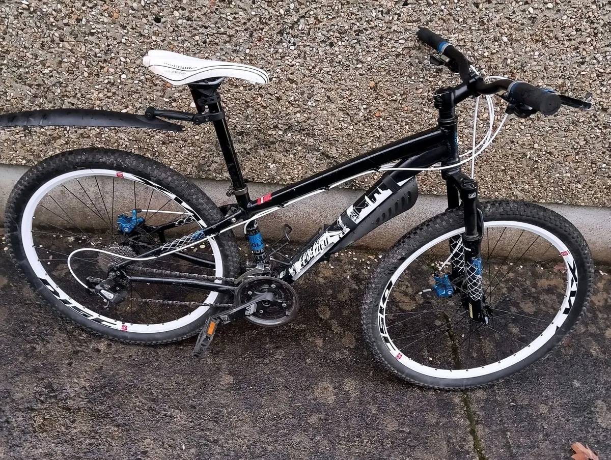 Specialized mountain bike - Image 1