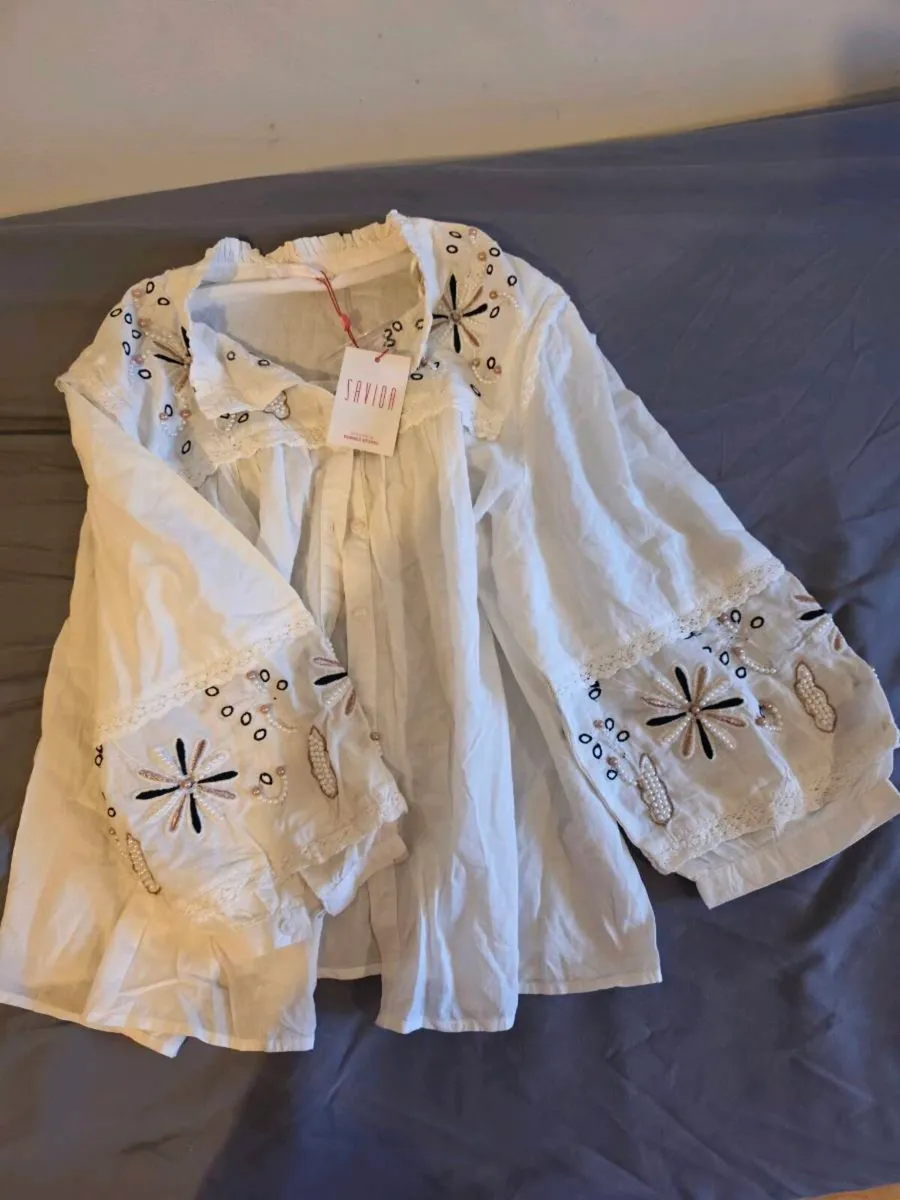 Button up blouse with pearl details - Image 1