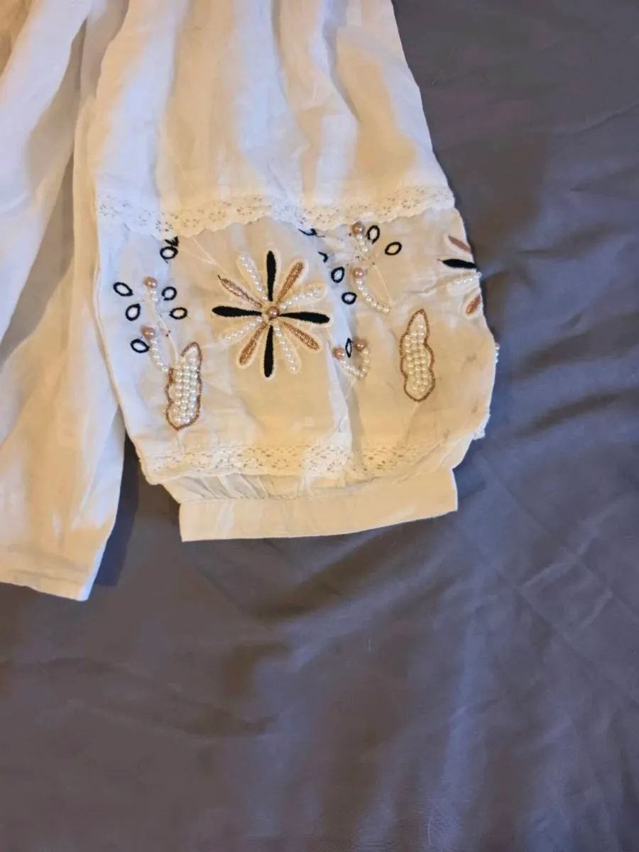 Button up blouse with pearl details - Image 2