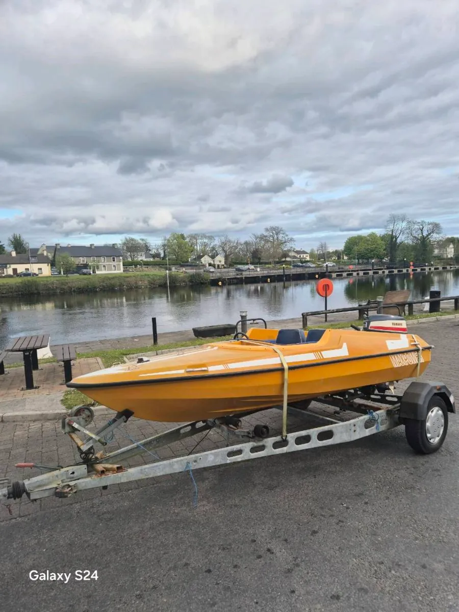 2 Seater  Boat - Image 1