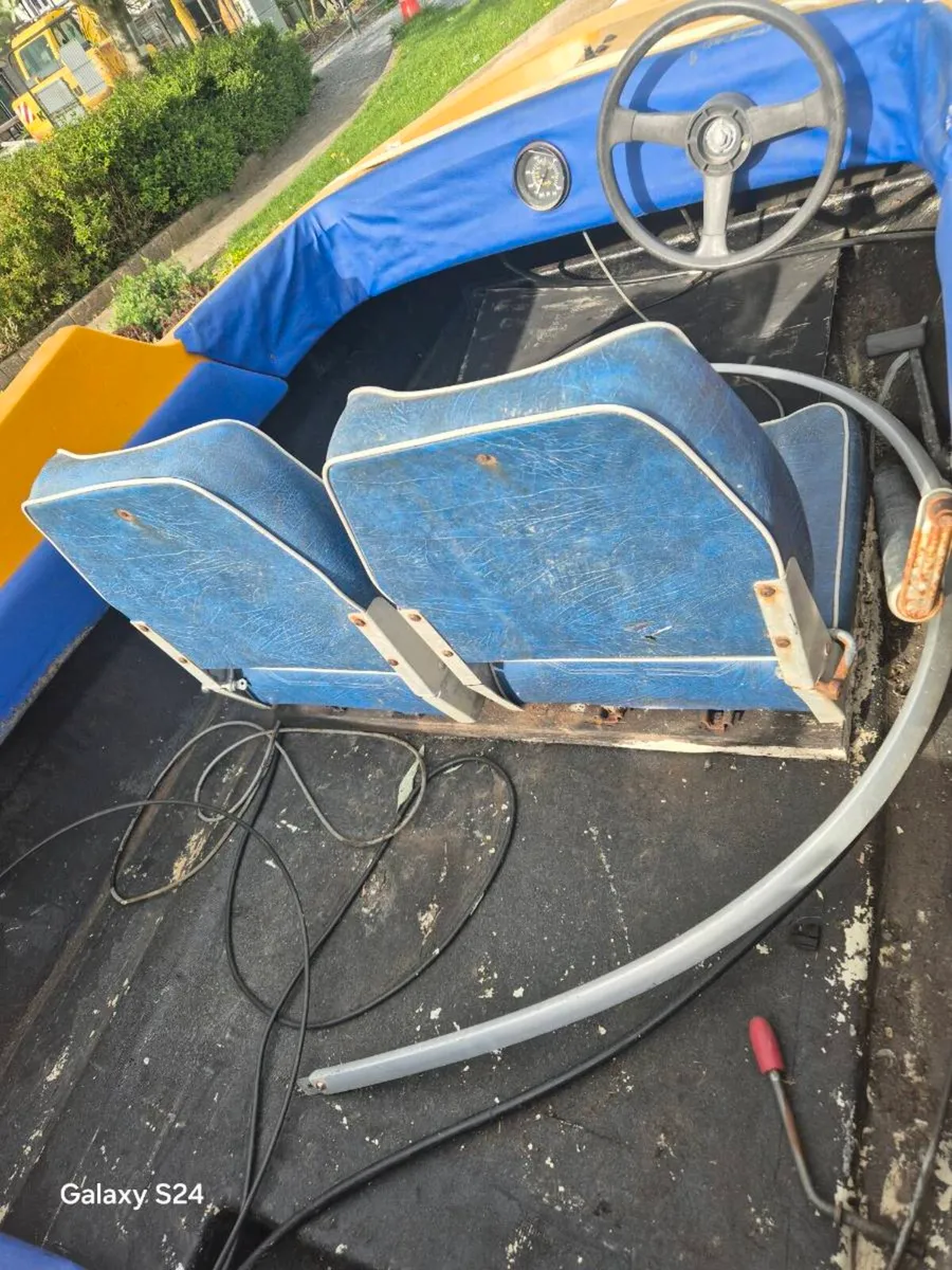 2 Seater  Boat - Image 3