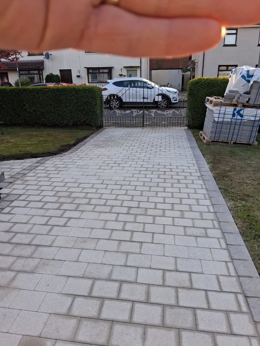 Paving bricks - Image 3