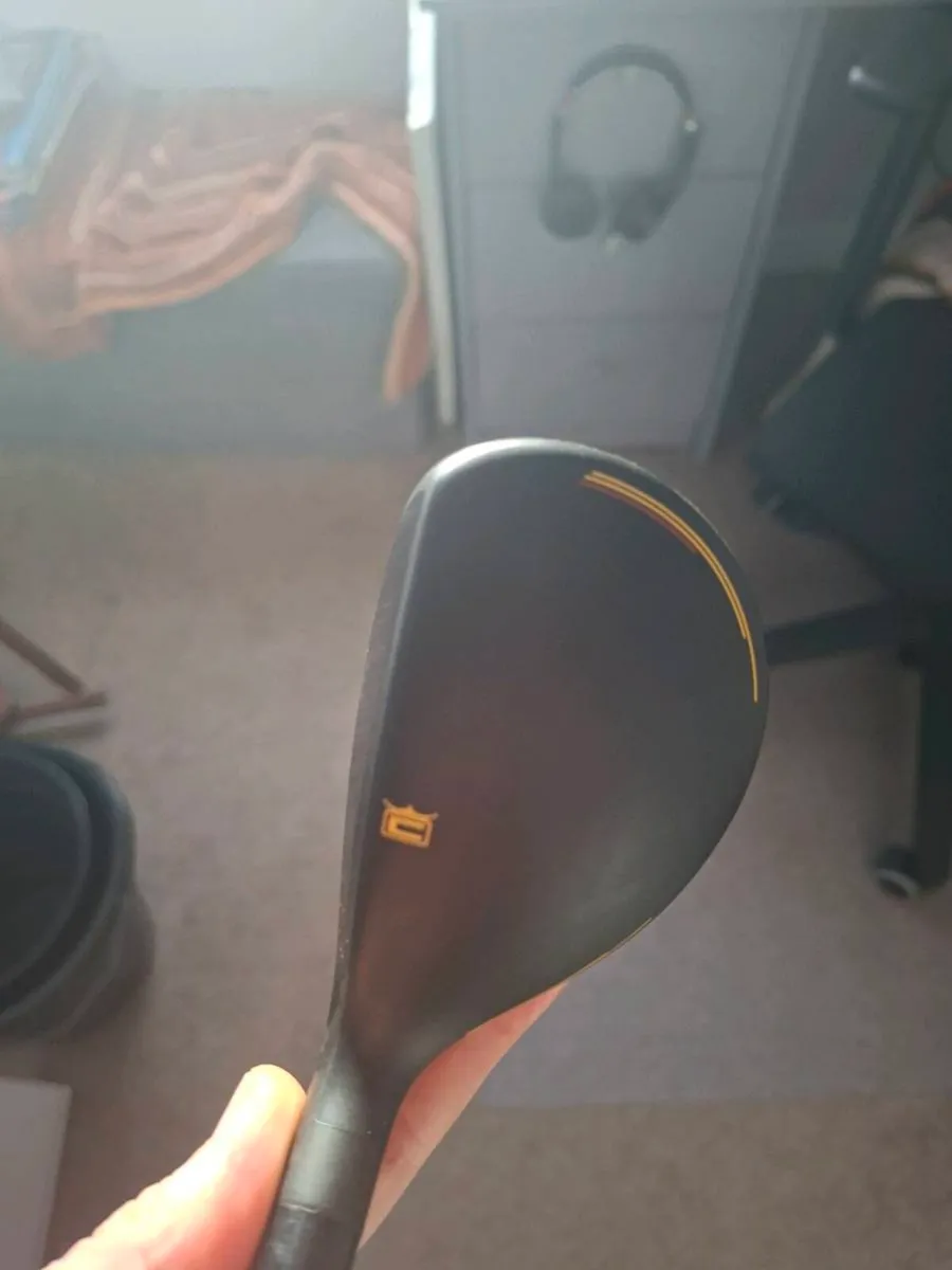 Cobra 4 hybrid Tour stiff shaft - Image 4