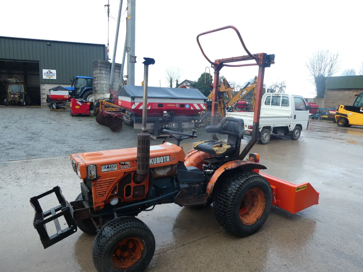 Kubota b7100 - Image 3