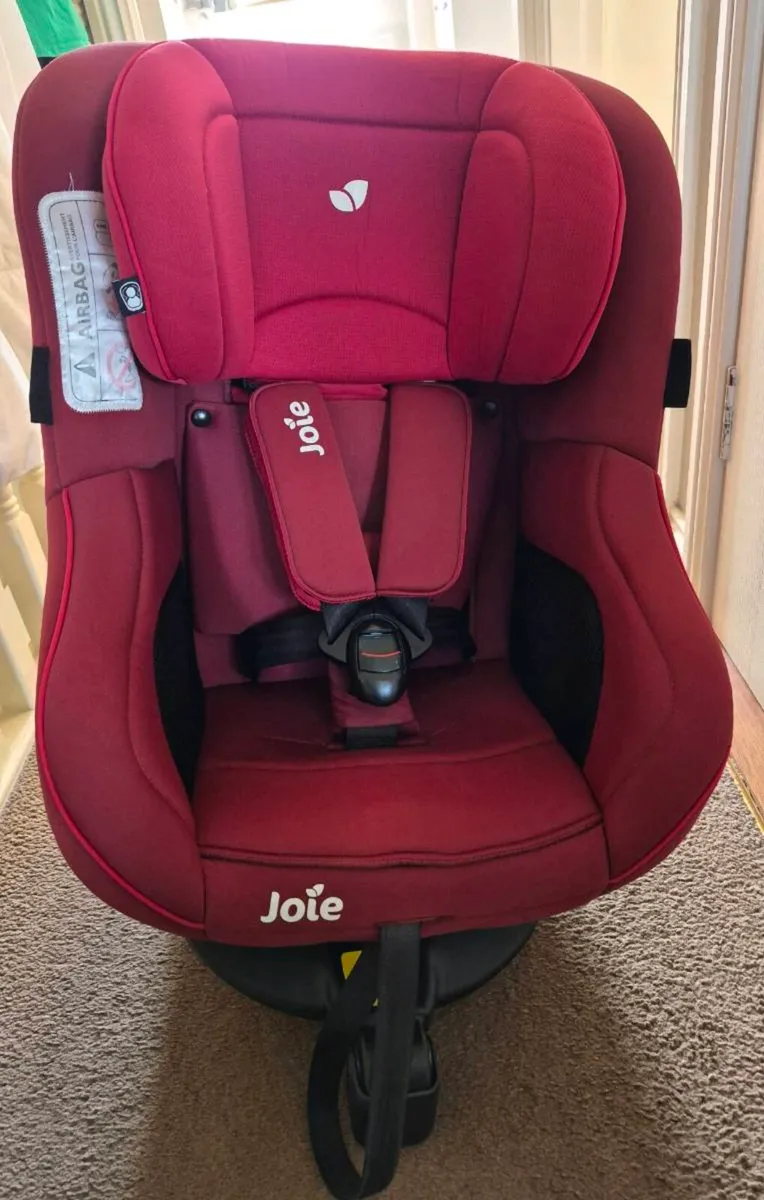 Joie 360 Carseat - Image 1