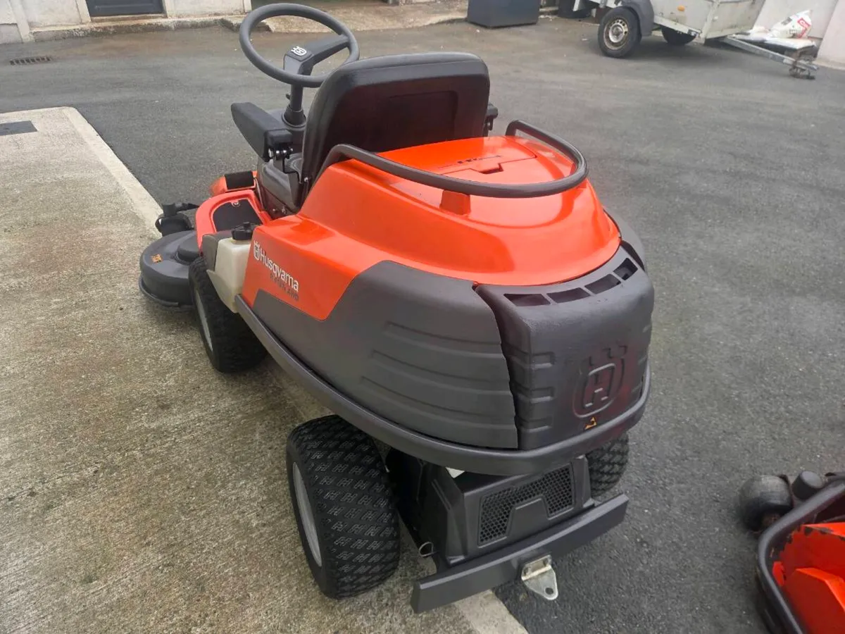 Husquvana lawnmower for sale - Image 3