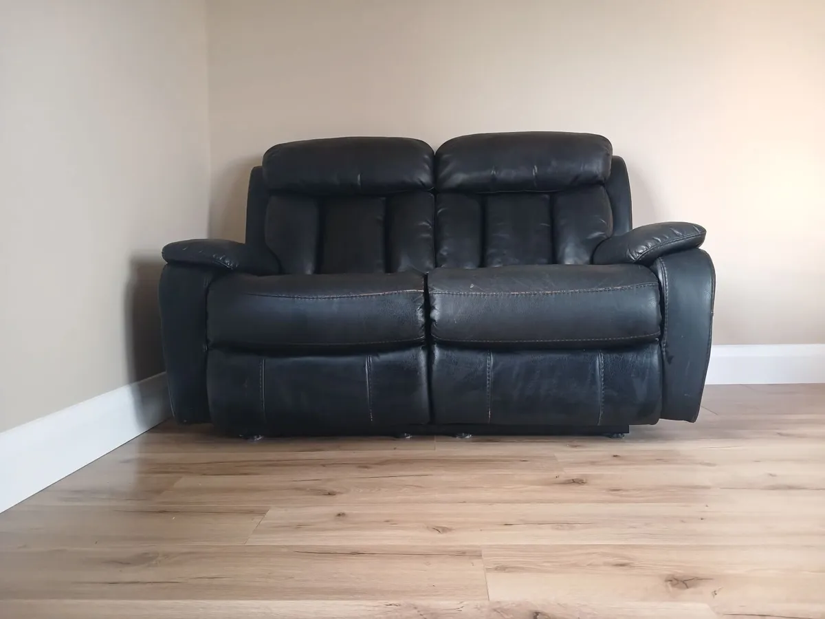 Couch - Image 3