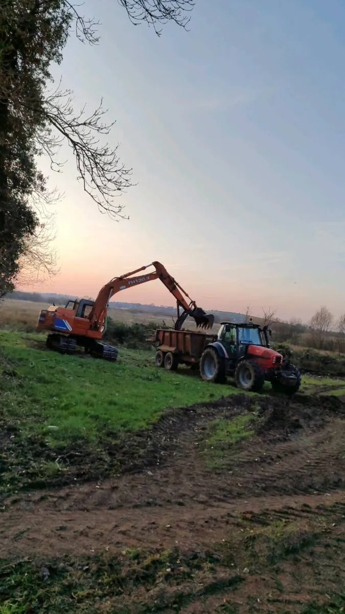 Digger hire - Image 1