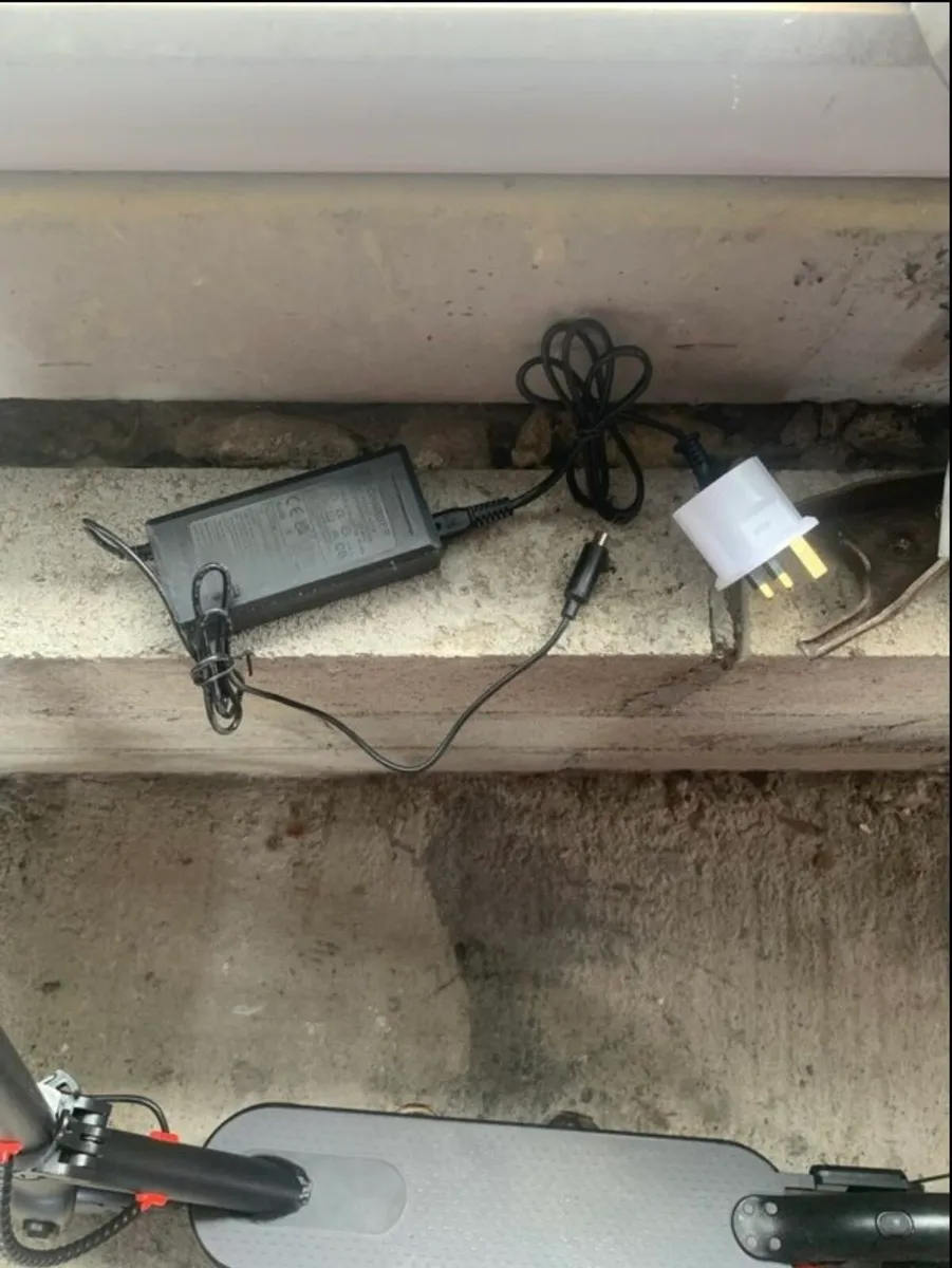 Electric scooter - Image 3