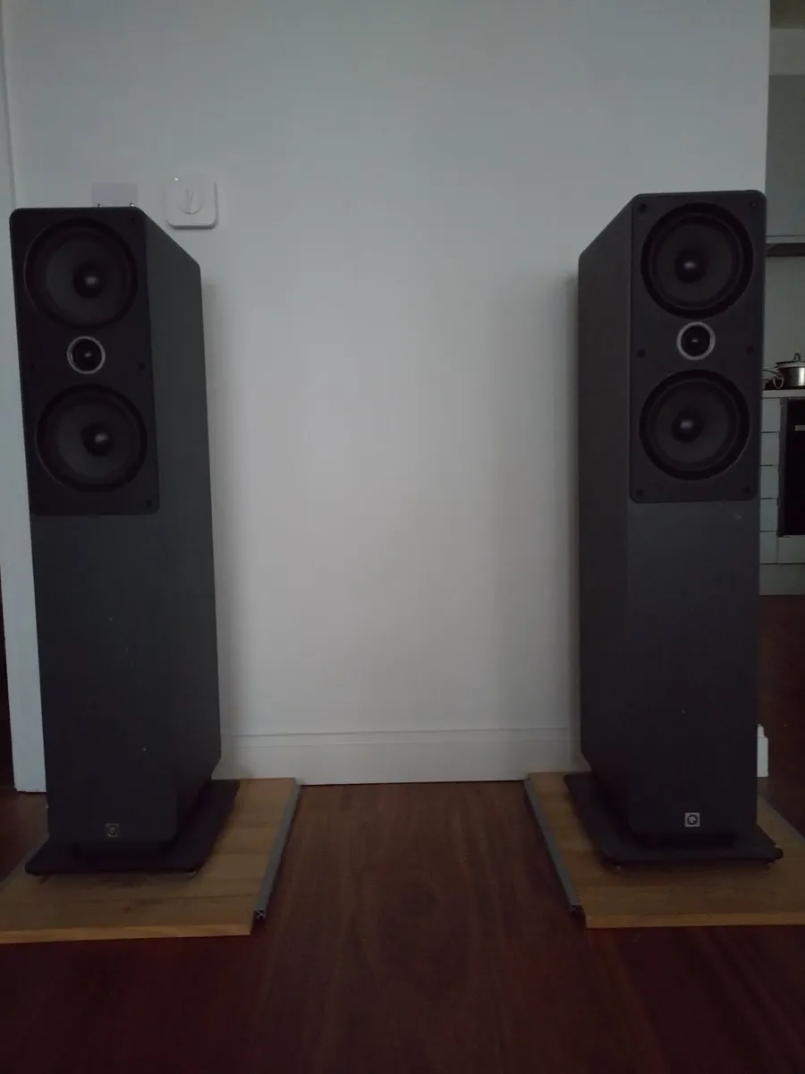 Q Acoustics 5040 Floorstanding Speakers - Image 1