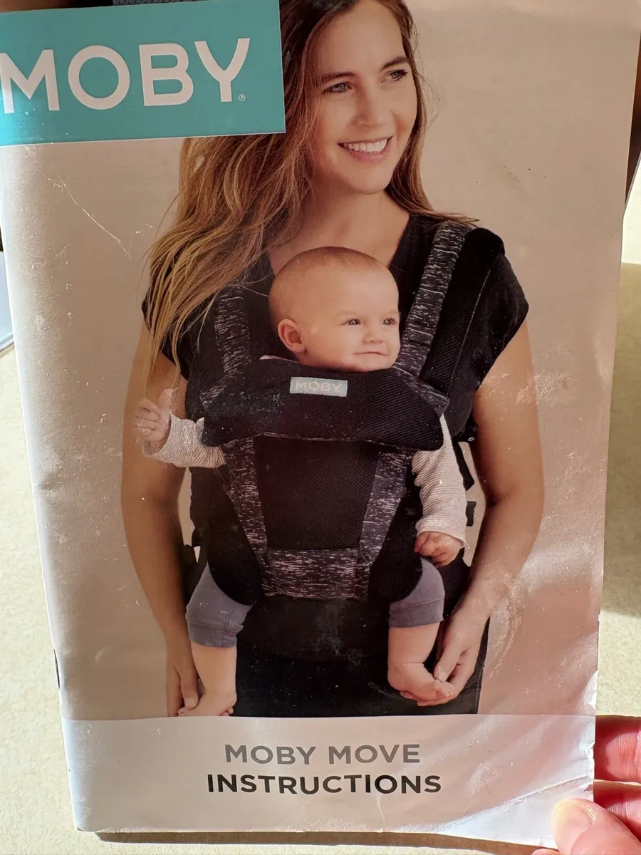 Moby baby carrier - Image 4