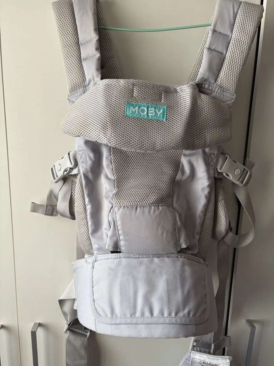 Moby baby carrier - Image 2