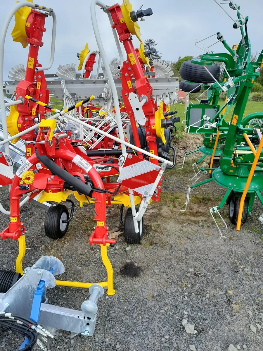 6 rotor pottinger Tedder New - Image 1
