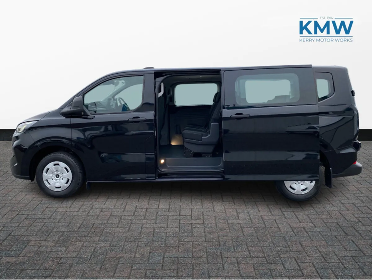 Ford Transit Custom 2.0 136BHP Auto.. 9 seater - Image 2