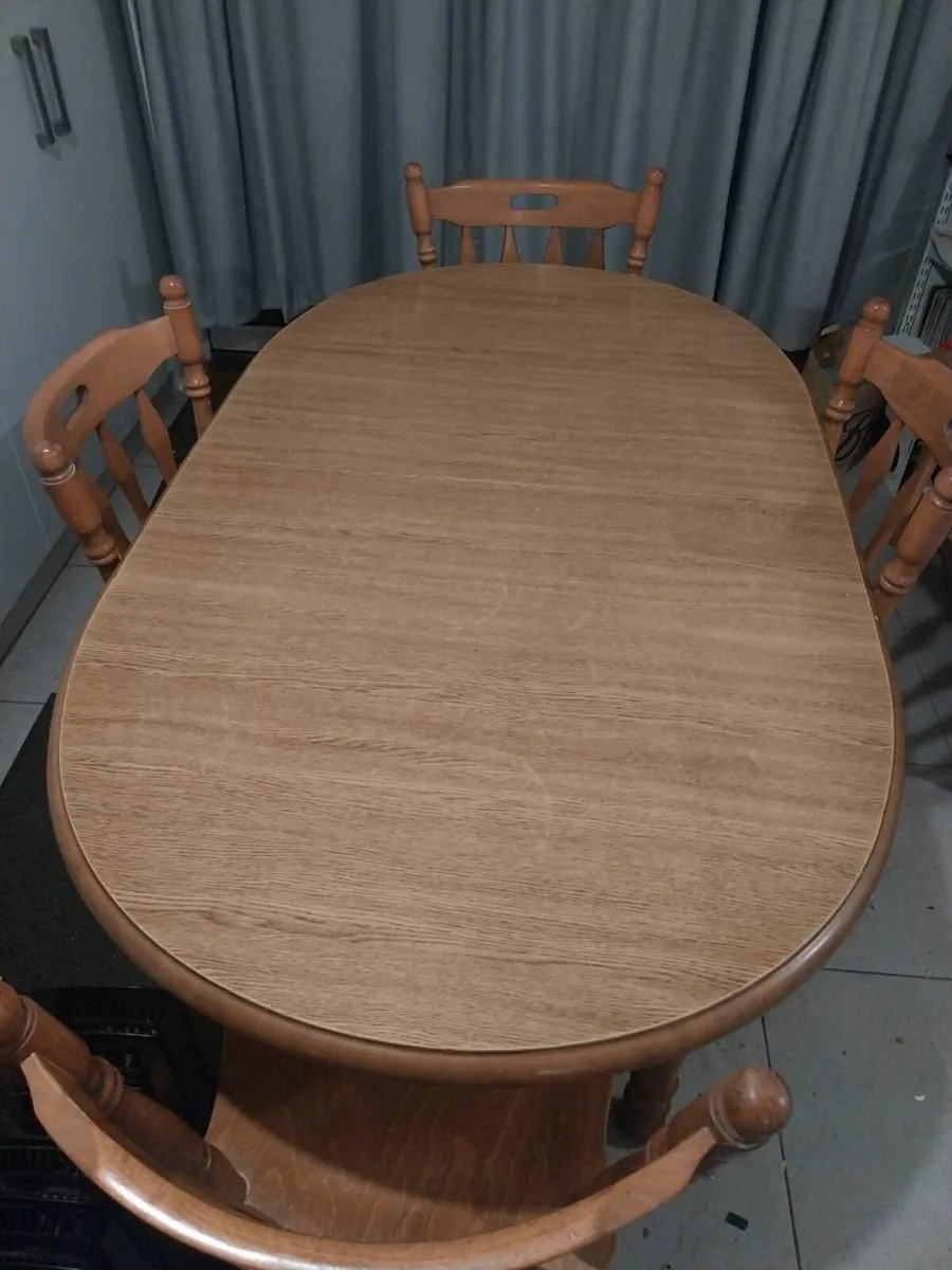 table and 4 chairs