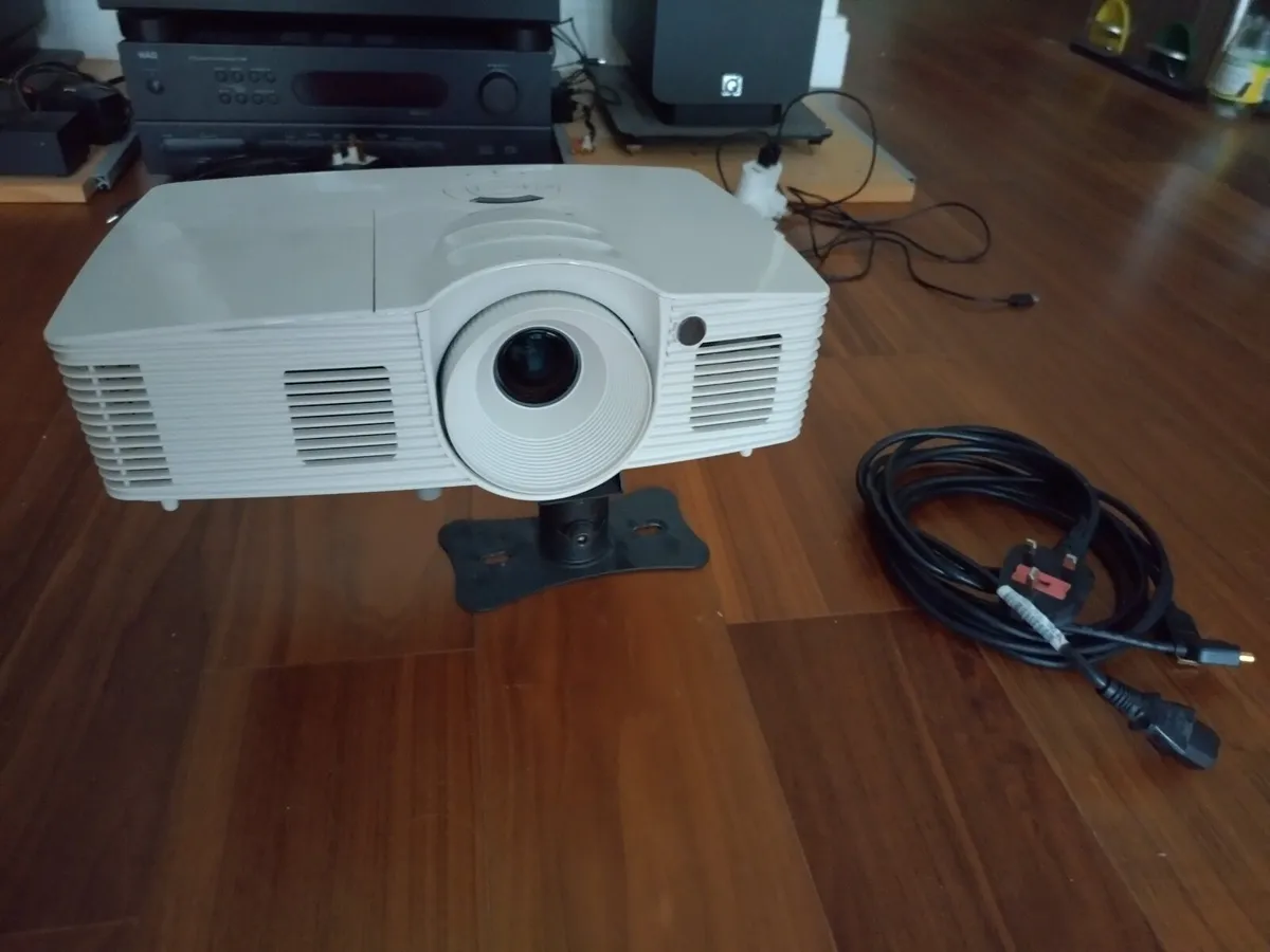 Optoma HD25 1080p 3D (FOR REPAIR / PARTS) - Image 1