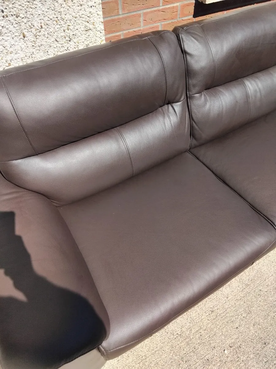 3 seater couch - Image 2