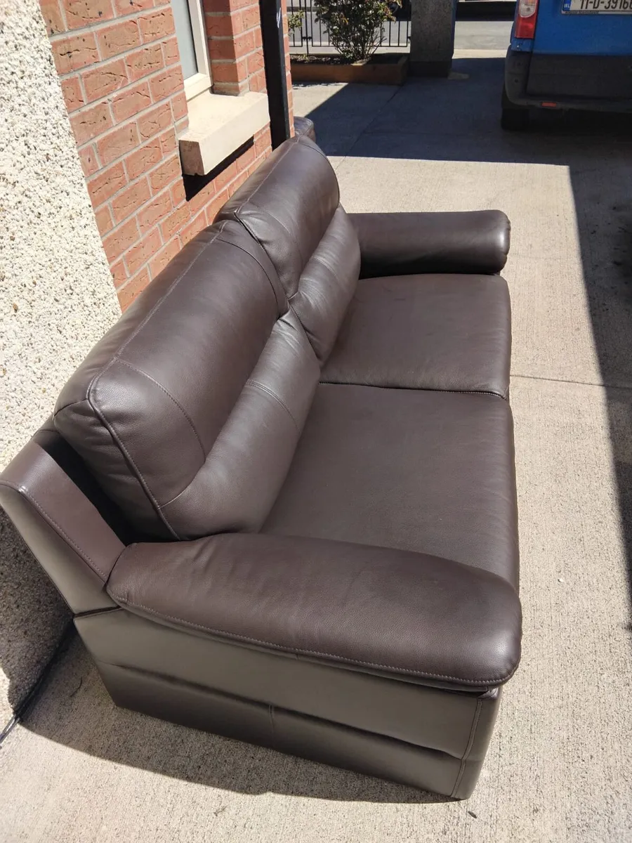 3 seater couch - Image 3