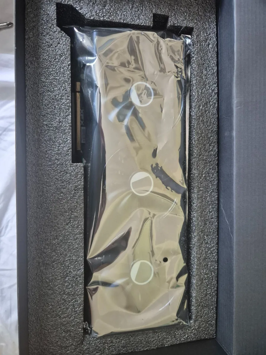 RX 7800 XT XFX 16Gb Graphics Card AMD - Image 4