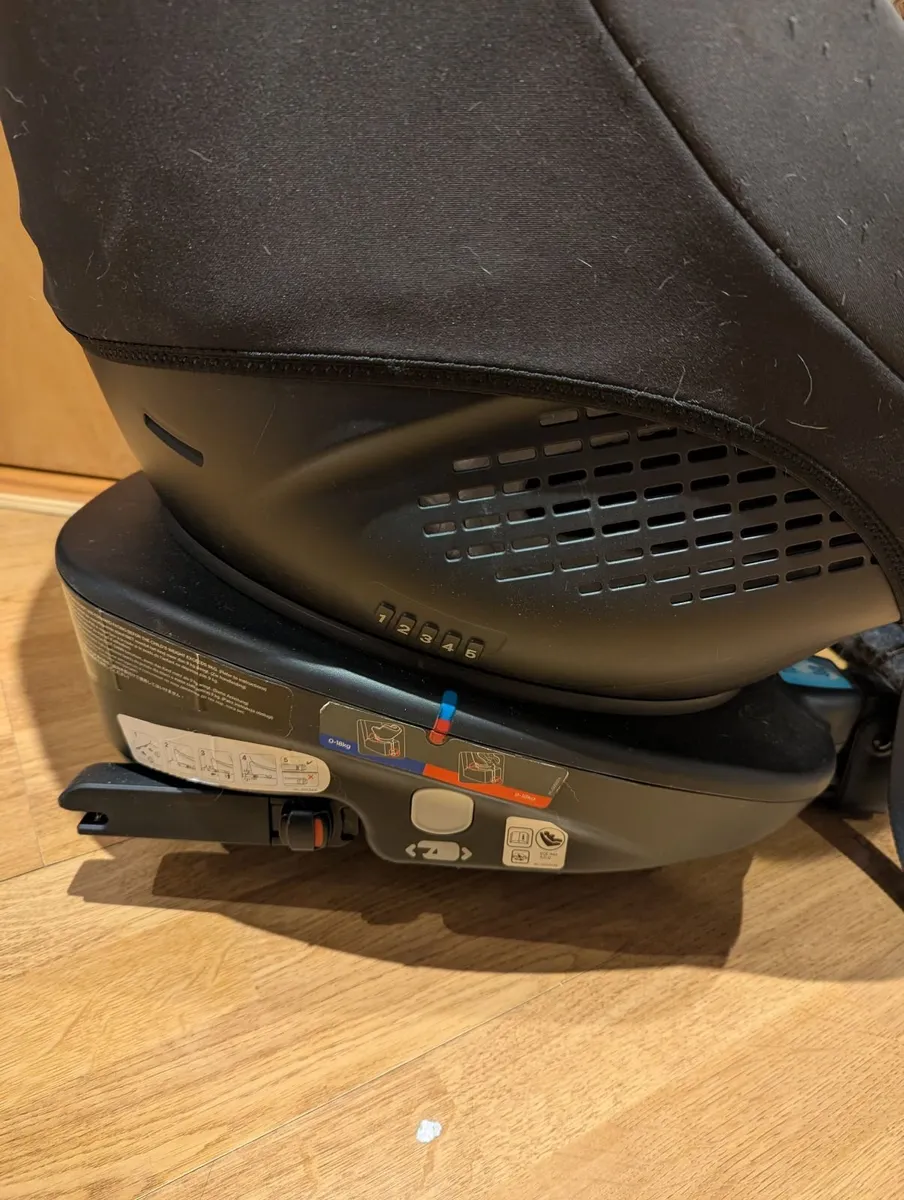 Baby car seat - Graco Turn2Me - Image 2