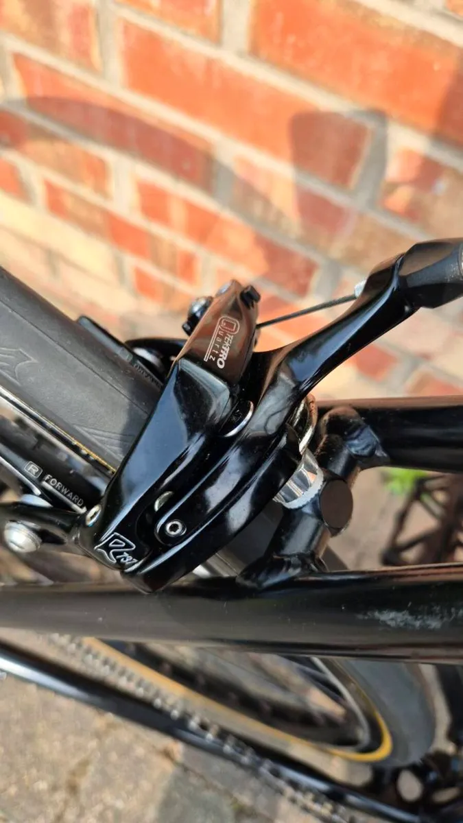 Road racing bike - Image 2