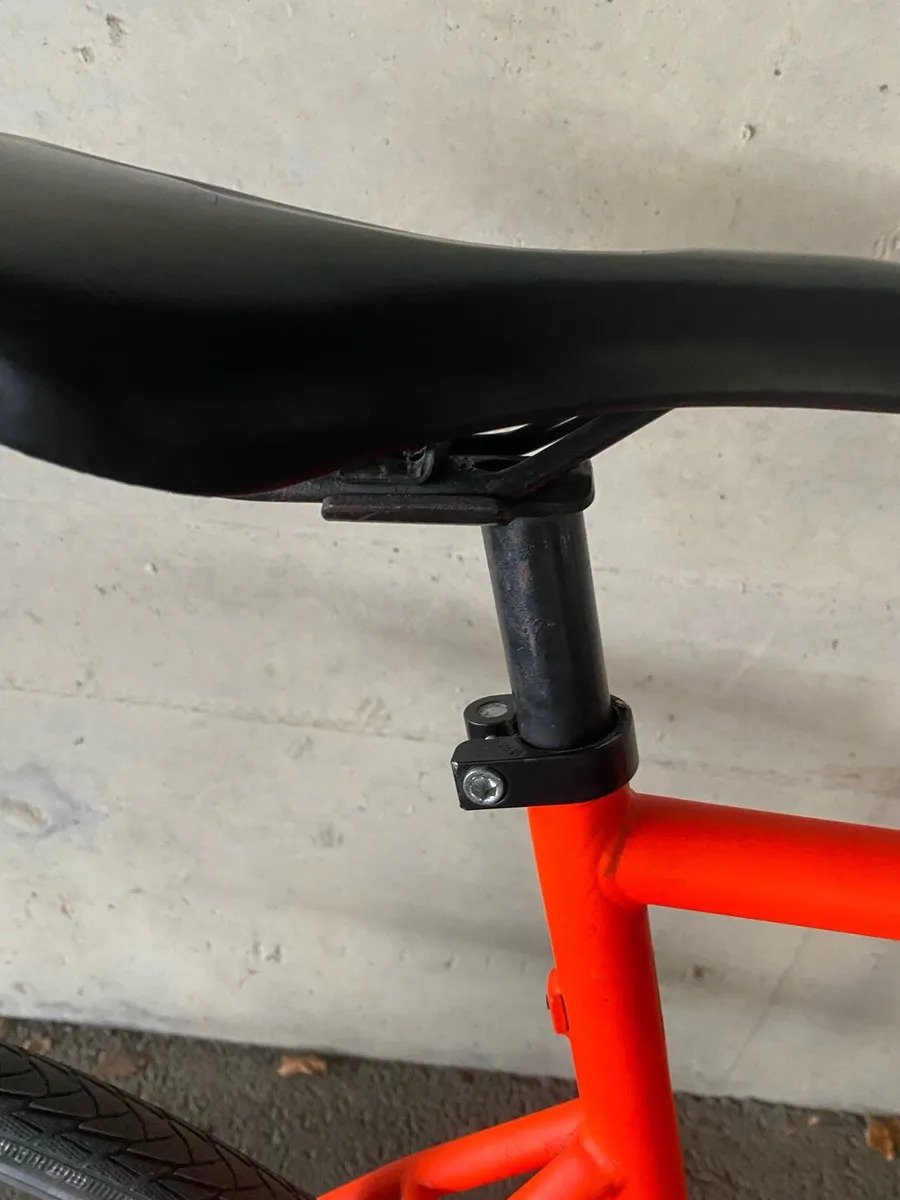 Bike , single speed - Image 3