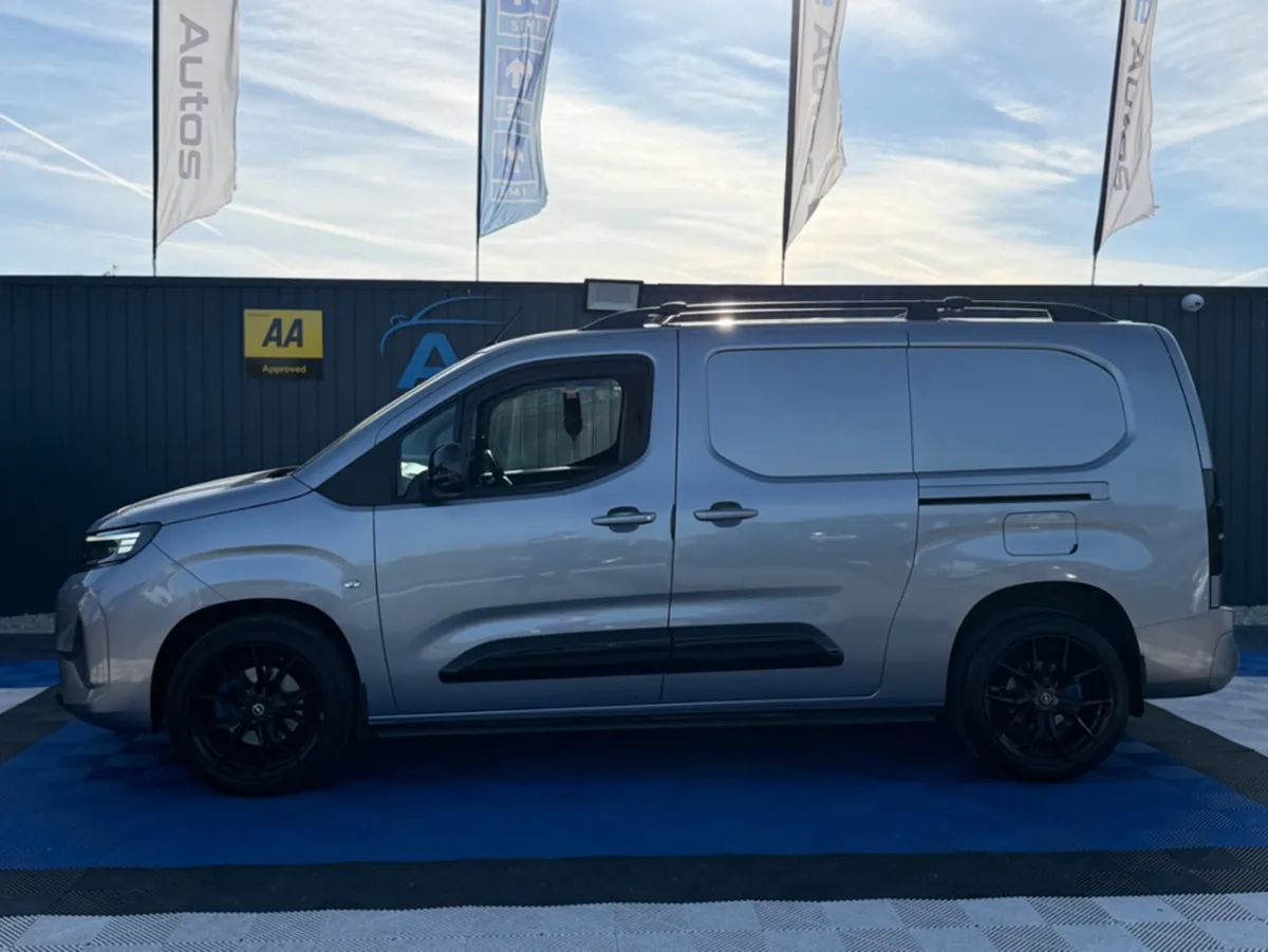 Opel Combo SPORT 1.5 DIESEL - MANUAL - 12M WARRANT - Image 4