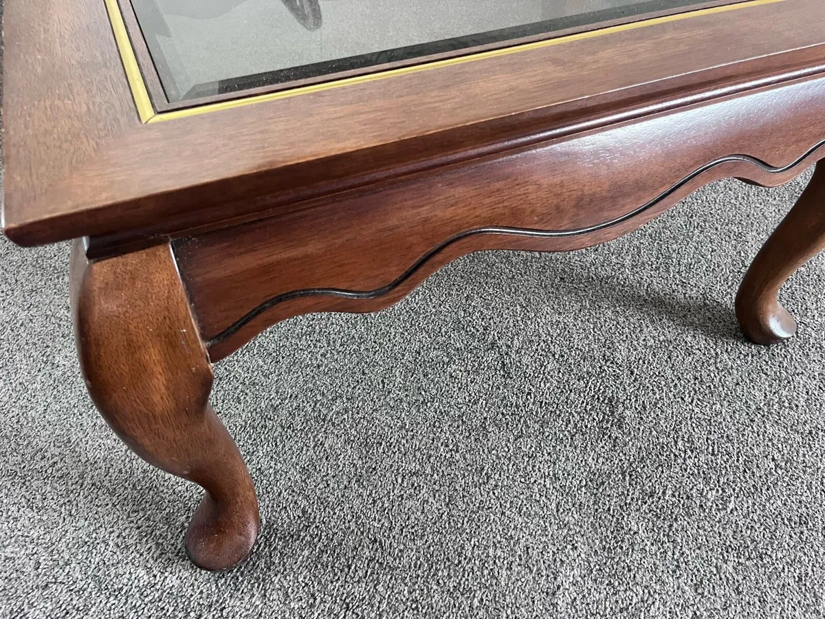 Coffee Table. - Image 3