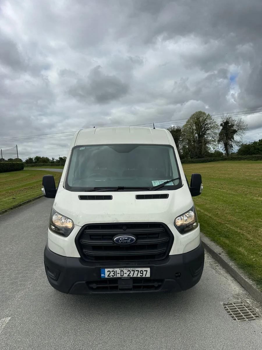 Ford Transit 2023 Cvrt 12/2026 - Image 2