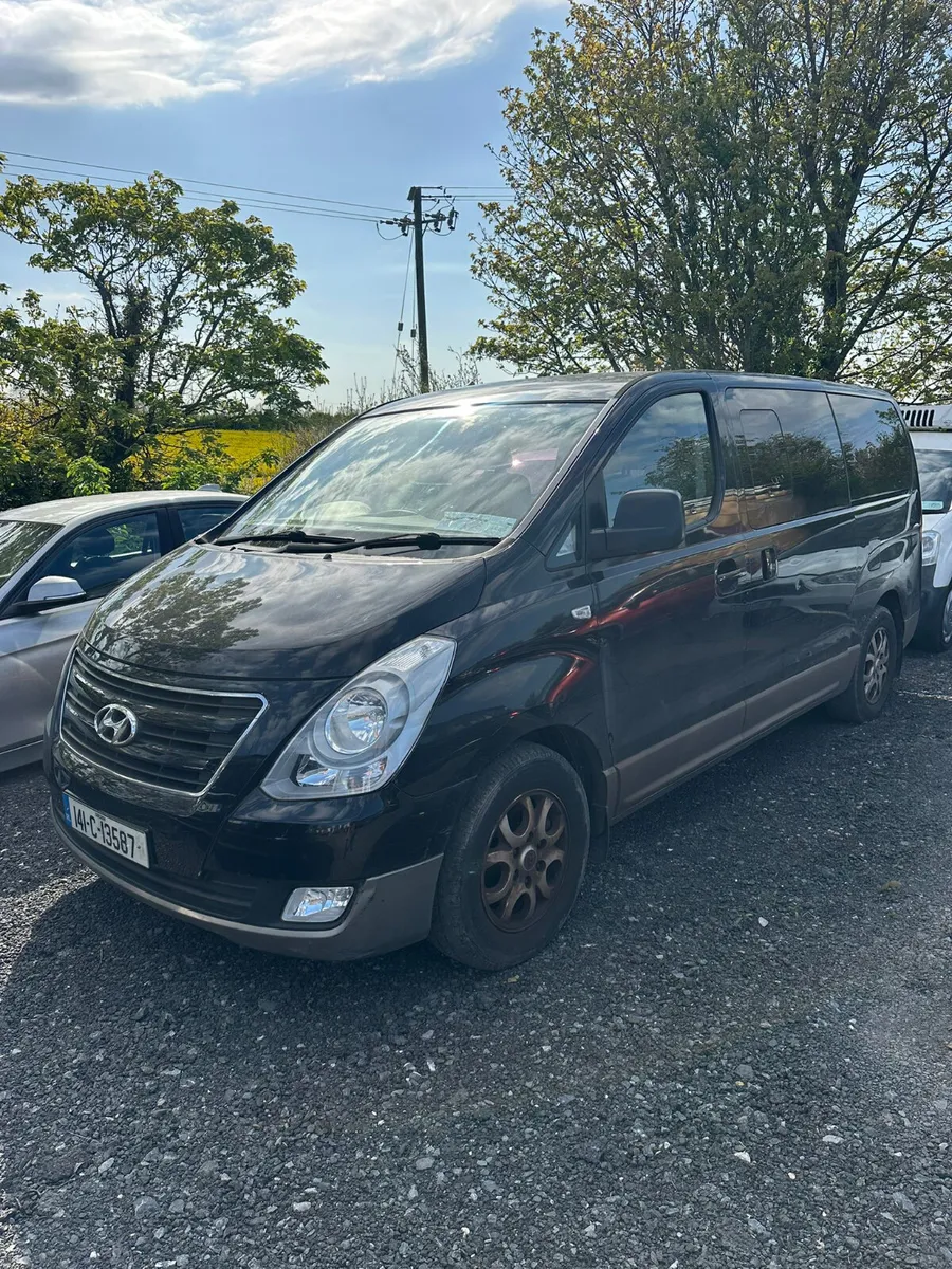 Hyundai i800 2014 - Image 1