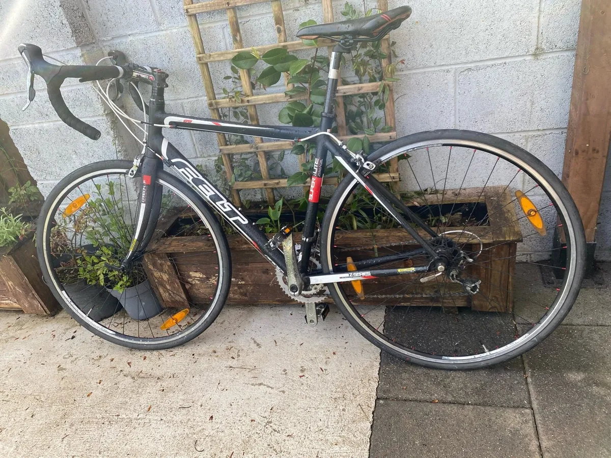 Felt Superlite 54cm 700x25c wheels double - Image 2