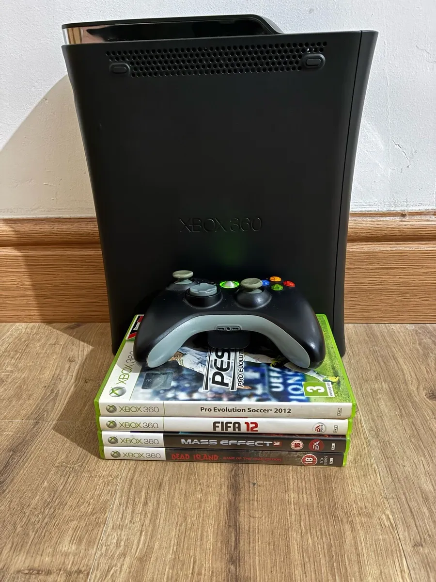 Xbox 360 Pro 120Gb + Controller + 4 Games - Image 2