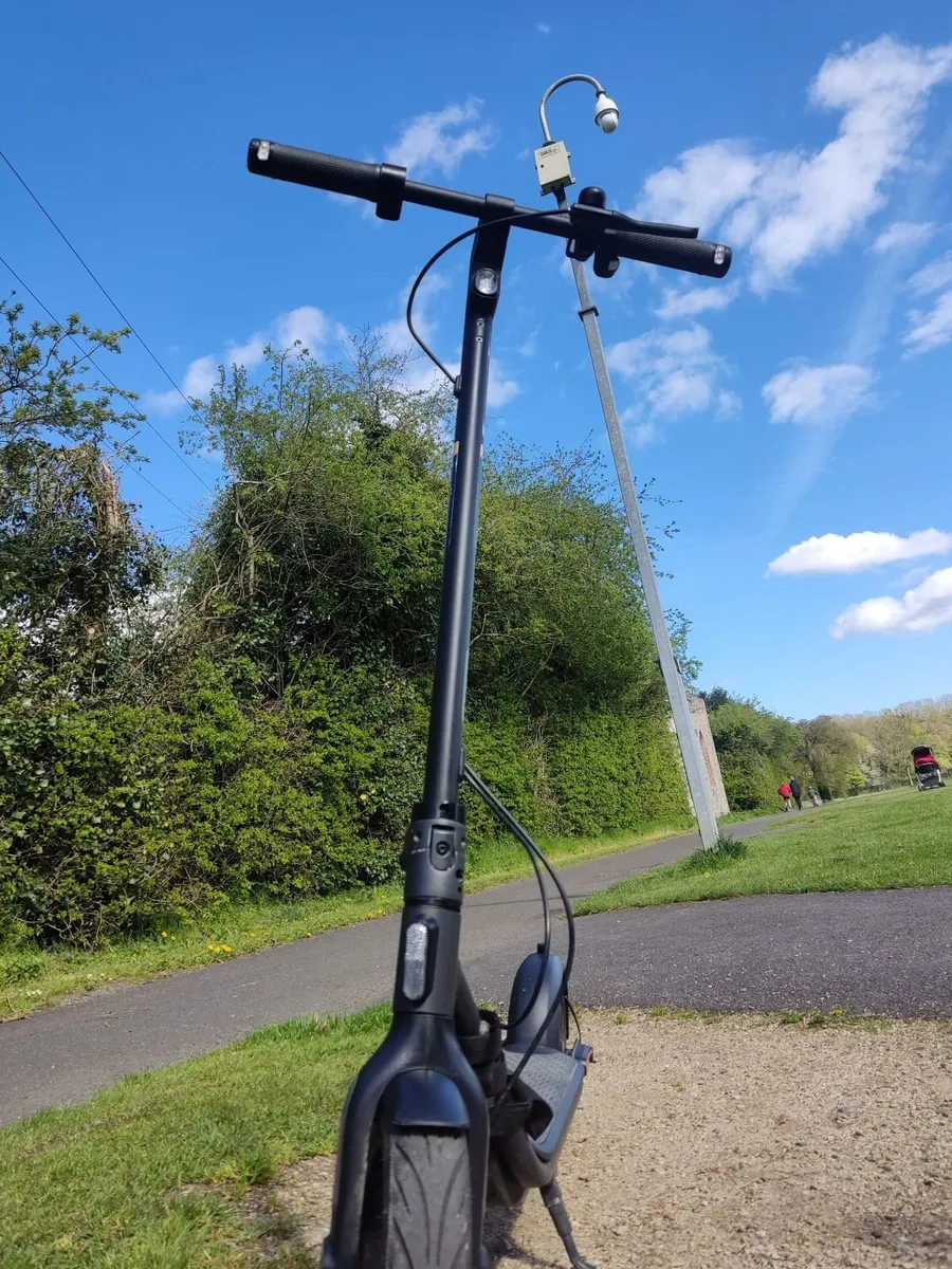 Perfect condition electric scooter - Image 2