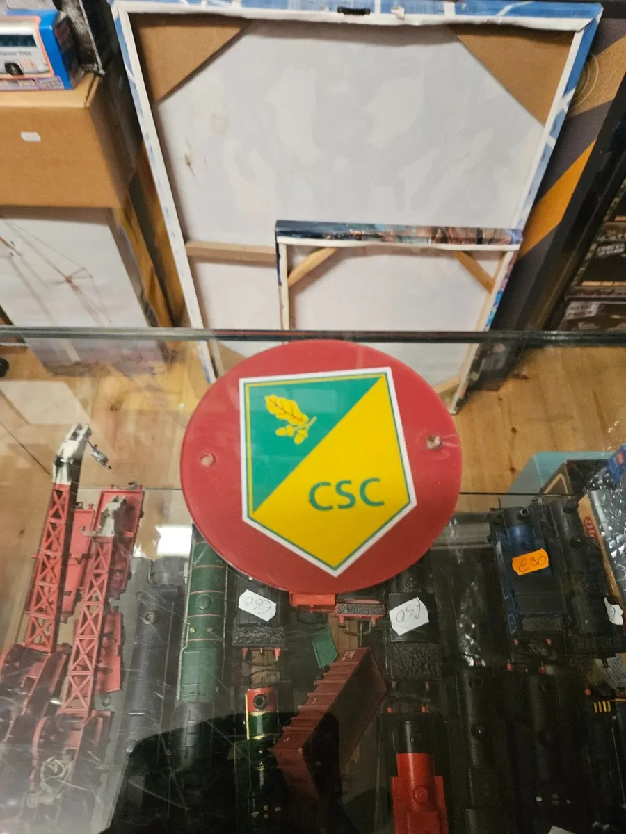 Irish Army Defence Forces Plaque Insignia