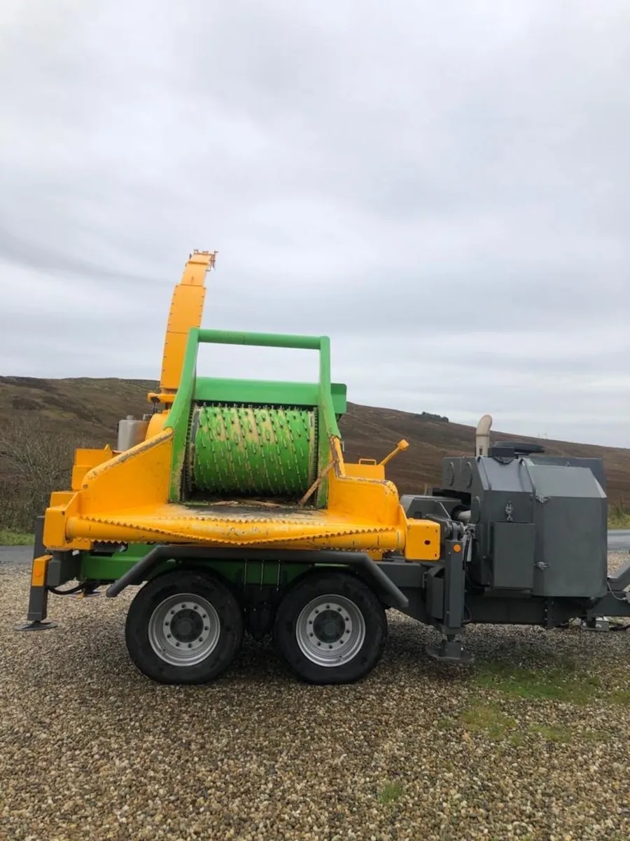 Woodchipper hire - Image 1