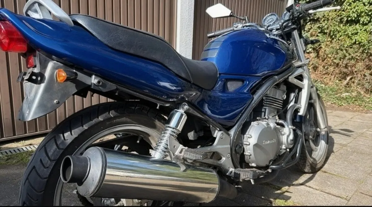 Kawasaki ER5 1998 - Image 2