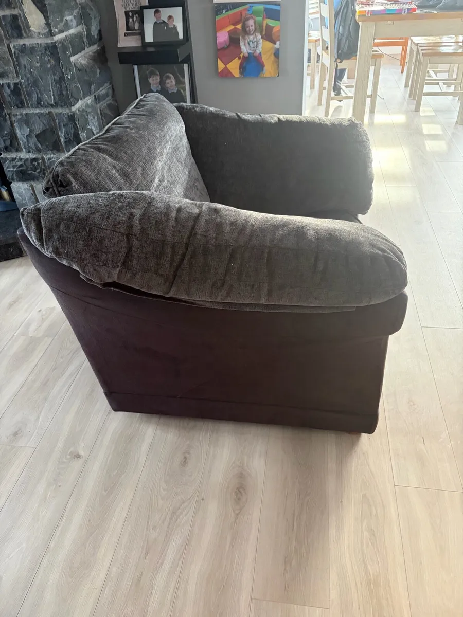 Armchairs x 2 - Image 2