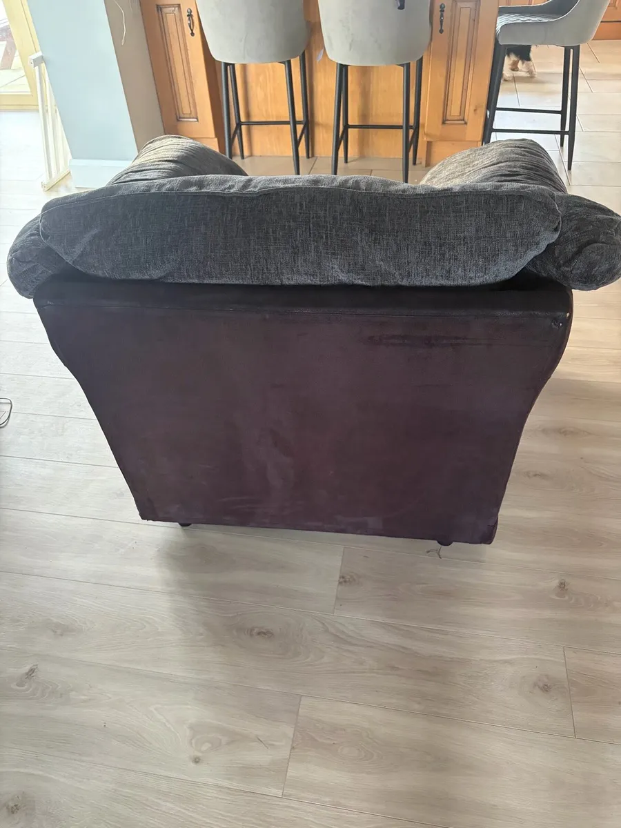 Armchairs x 2 - Image 3