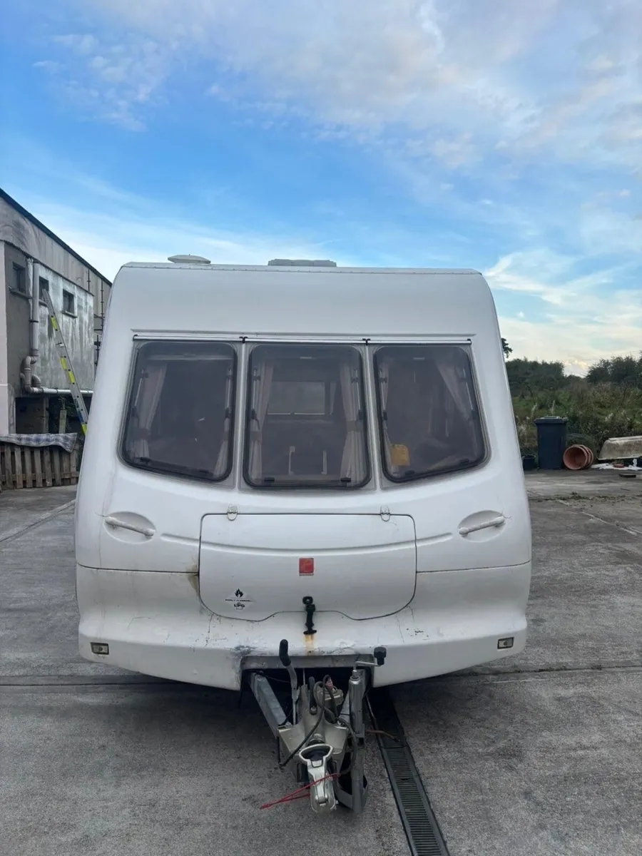 Caravan - Image 1
