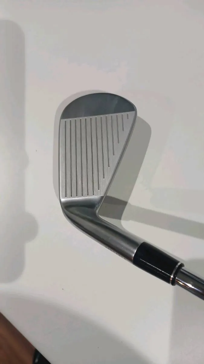 Srixon zxi4iron - Image 2