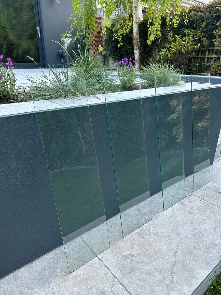 Glass shelves - Image 2