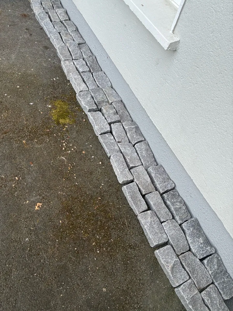 1 sq metre grey Portuguese tumbled granite cobble - Image 1