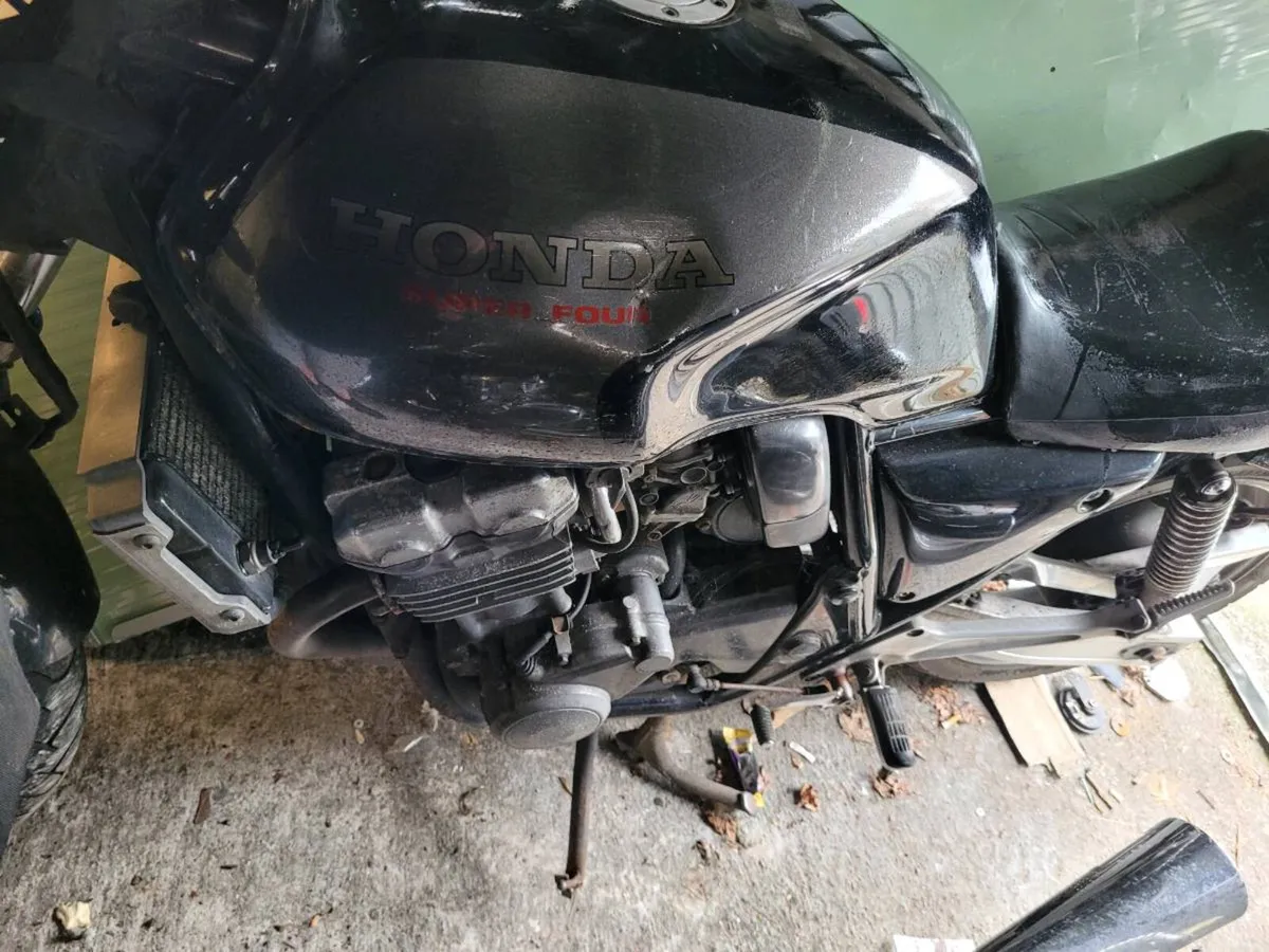 Honda super  four - Image 1